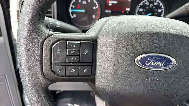 Used 2025 White Ford XLT image 23