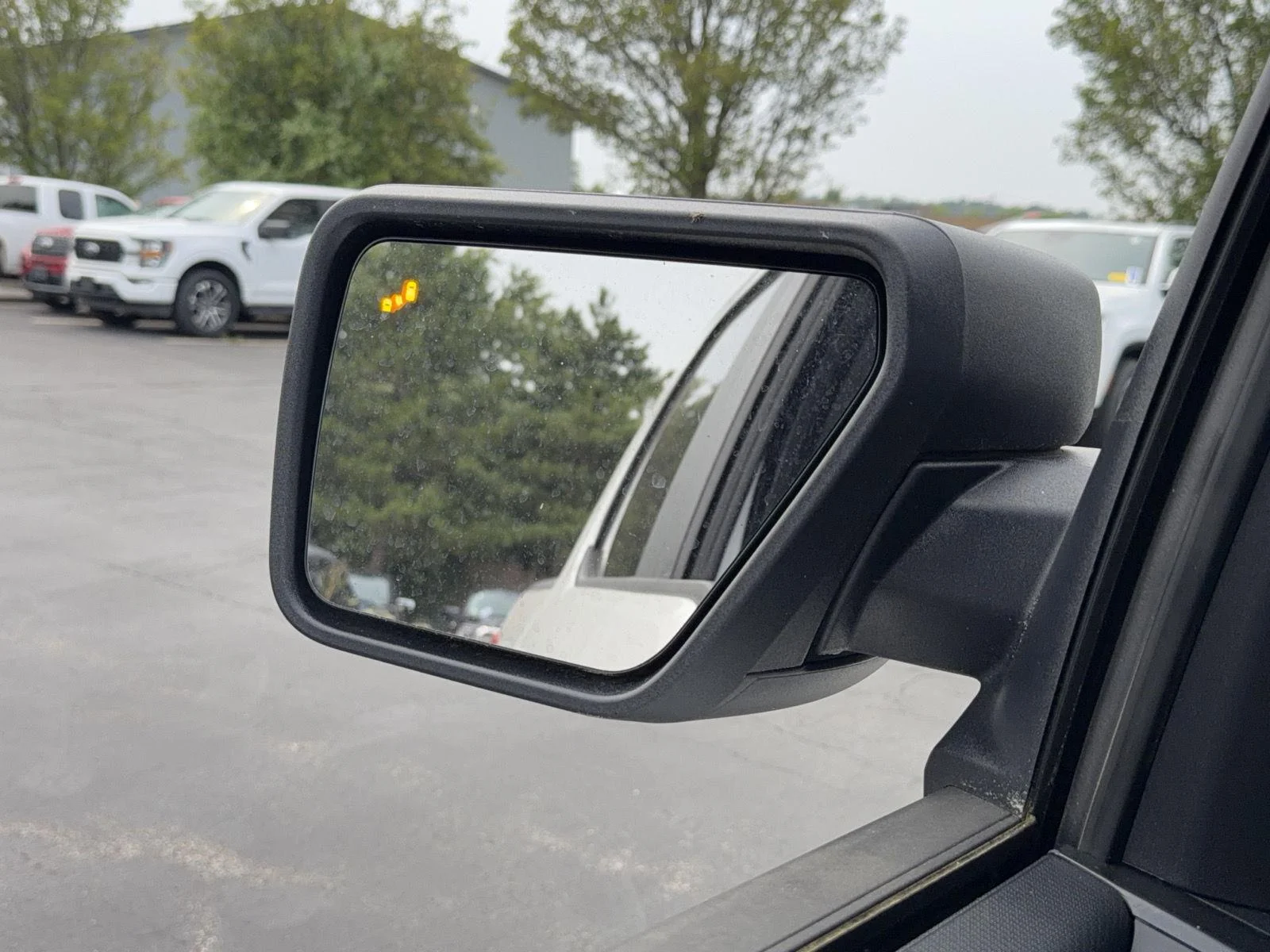 Used 2023 Oxford White Ford XL image 10