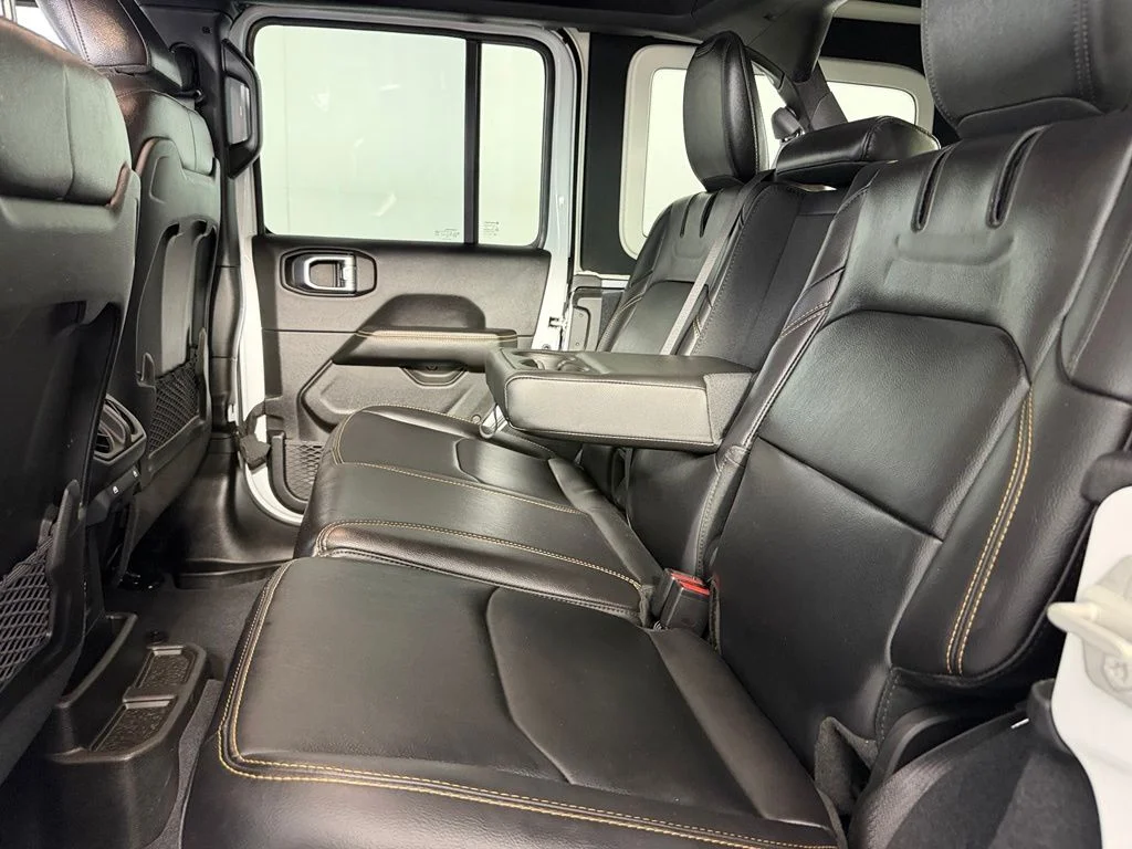 Used 2024 White Jeep Sahara 4xe image 18