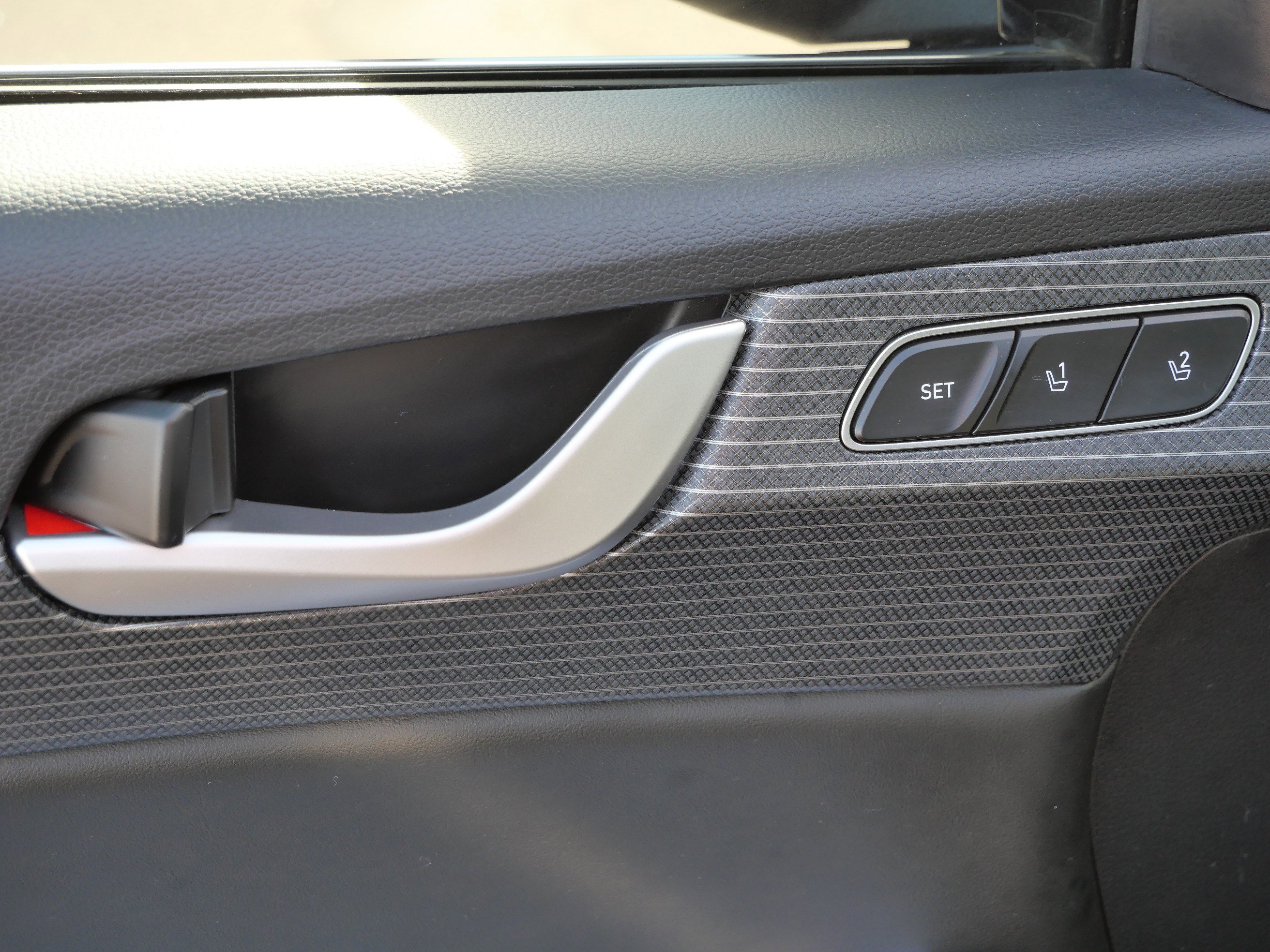 2024 Hyundai Palisade Limited - Photo 20