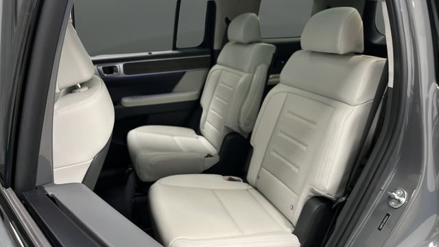 Used 2024 Hampton Gray Hyundai Calligraphy image 21
