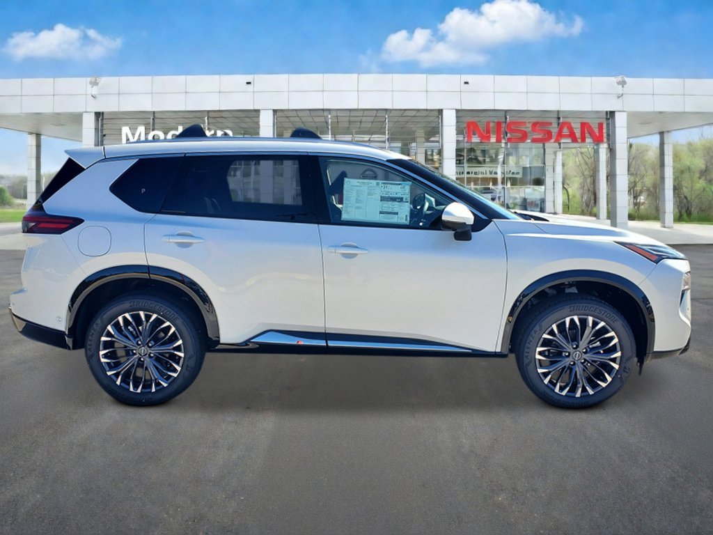 New 2026 Everest White Pearl TriCoat Nissan Platinum image 6