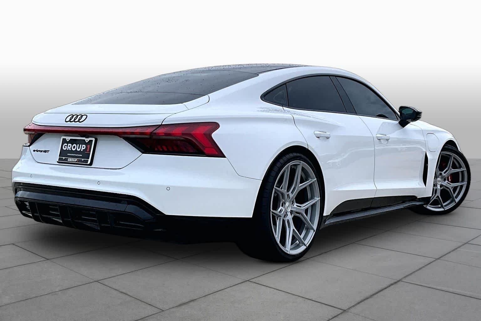 Used 2022 Ibis White Audi Premium Plus image 12