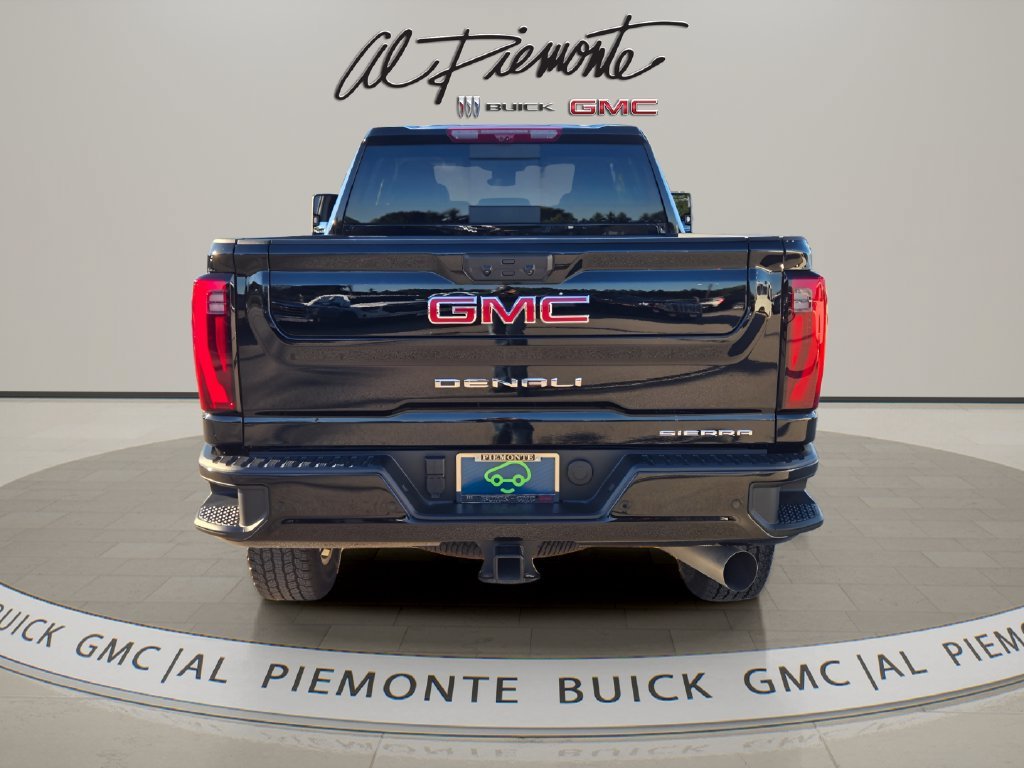 Certified Used 2025 Onyx Black GMC Denali image 5