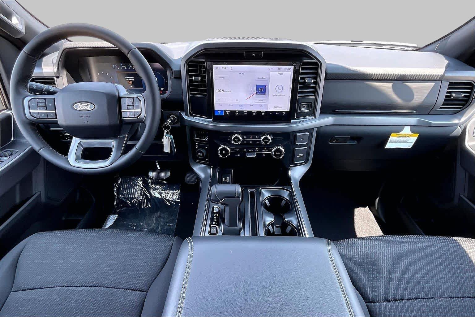 New 2026 Oxford White Ford XLT image 5
