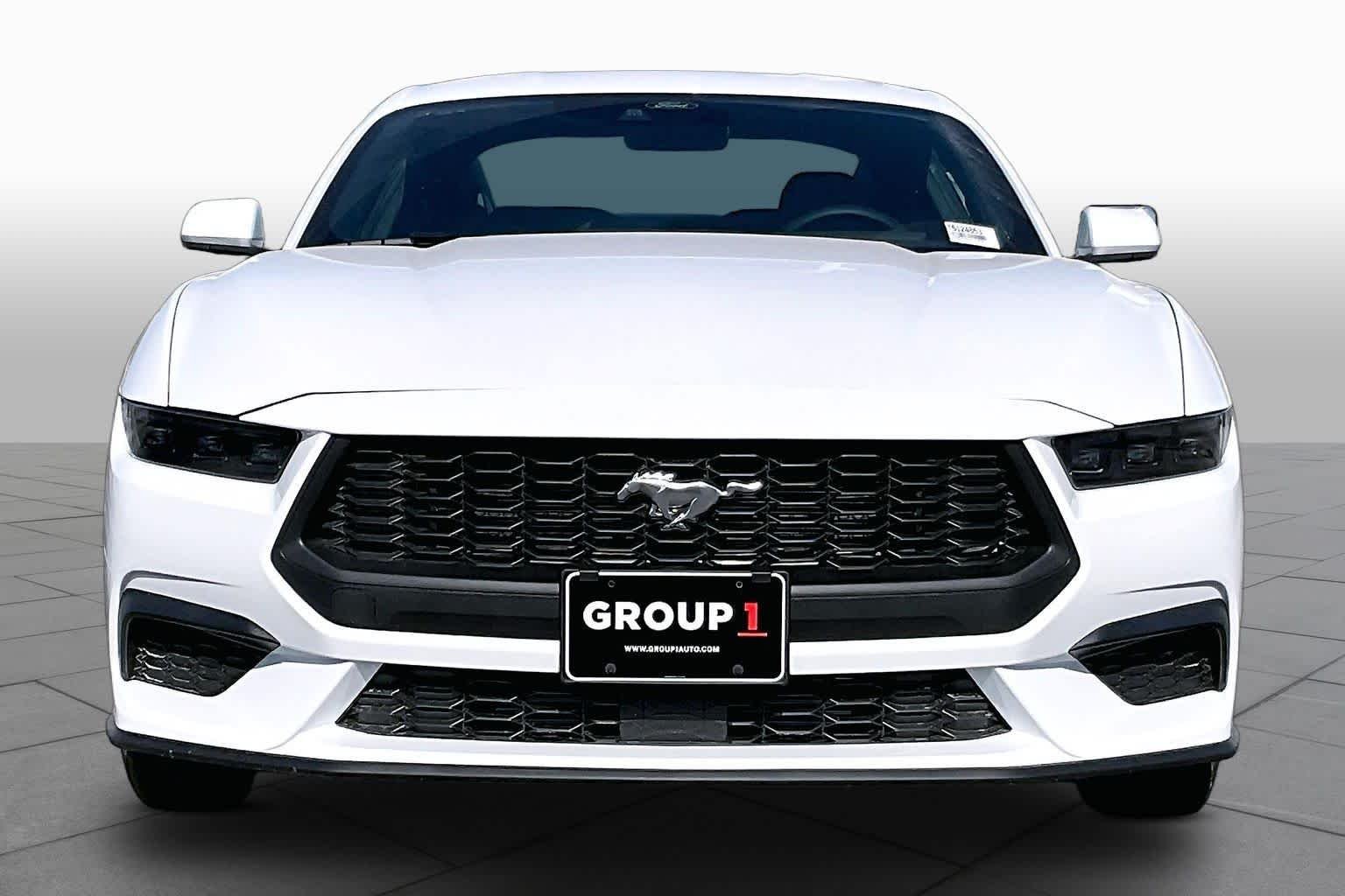 New 2026 Oxford White Ford EcoBoost® Fastback image 3