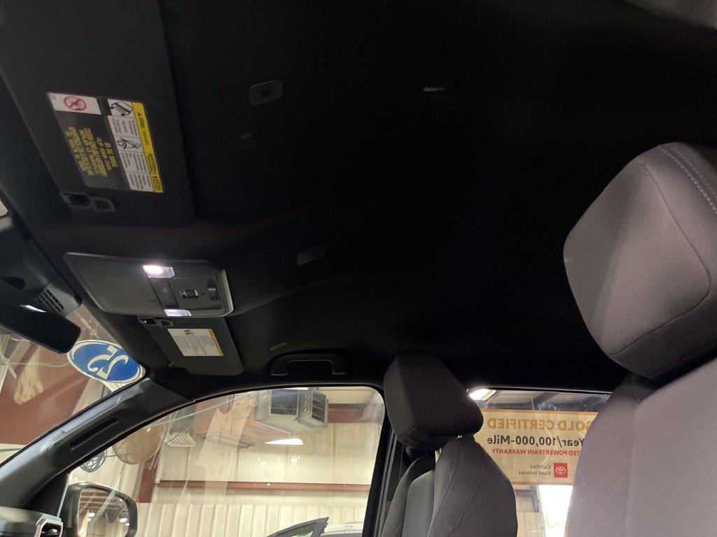 Used 2025  Toyota SR5 image 12