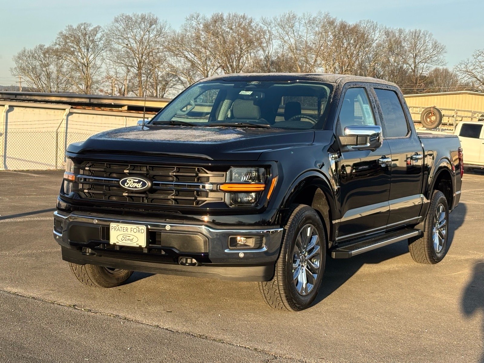 New 2026 Agate Black Metallic Ford XLT image 1