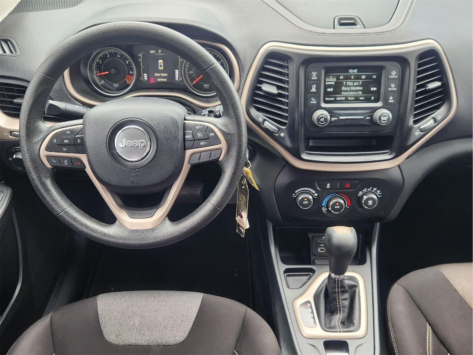 Used 2015 Bright White Clearcoat Jeep Sport image 27