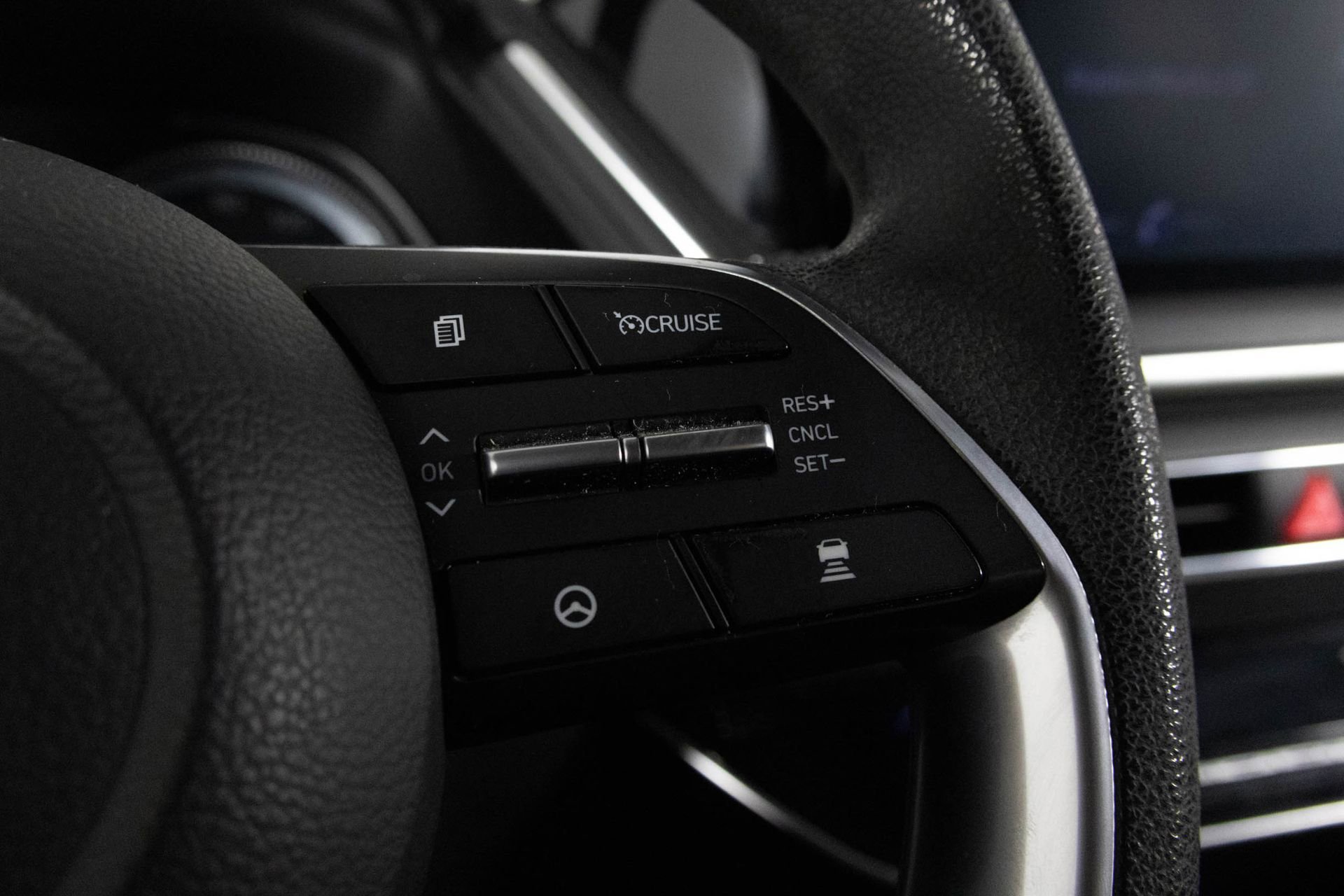 2022 HYUNDAI SONATA - Image 29