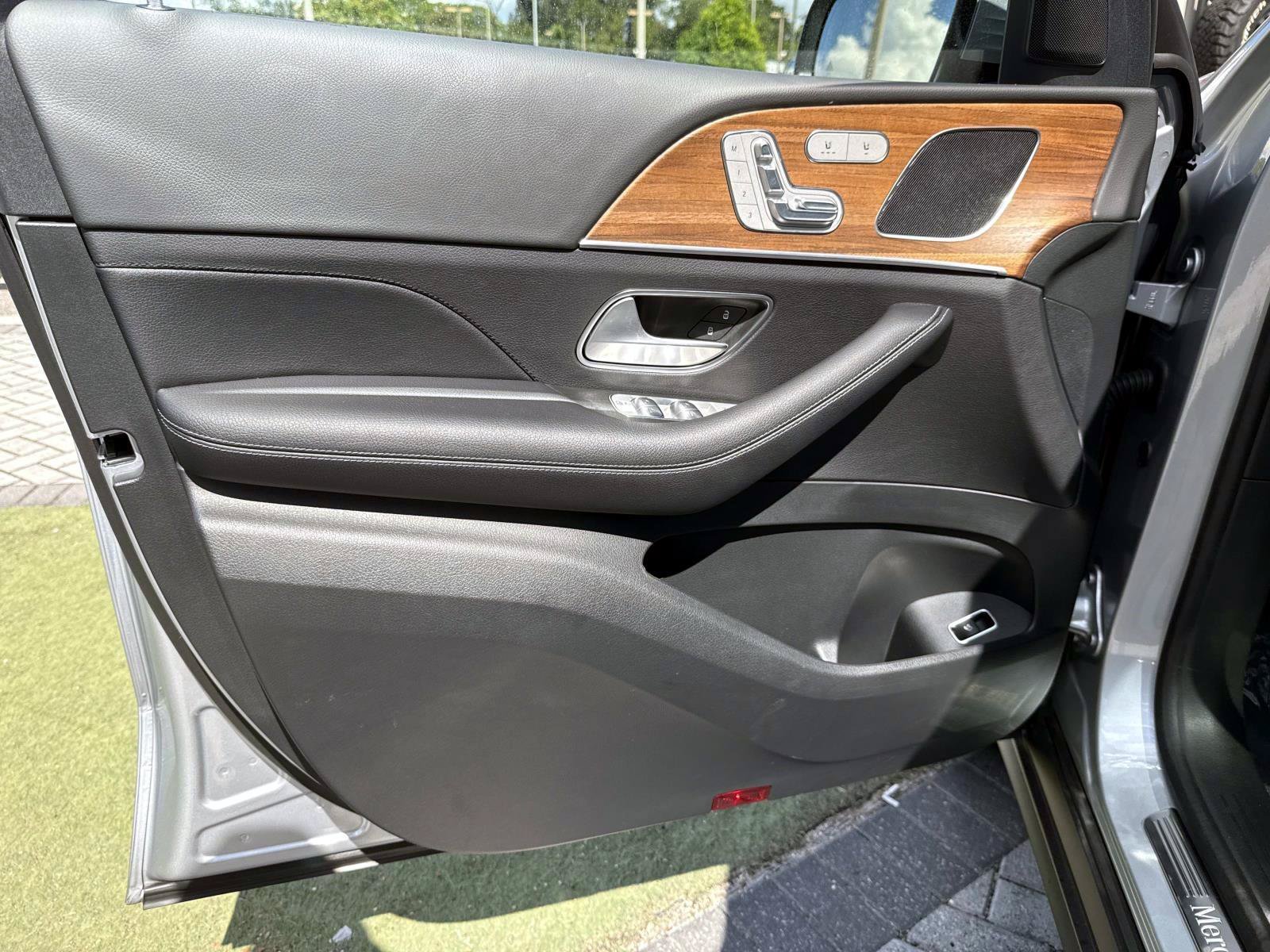 Used 2025 Silver Mercedes-Benz 350 image 17