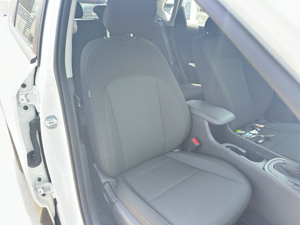 New 2026 Atlas White Hyundai SE image 29