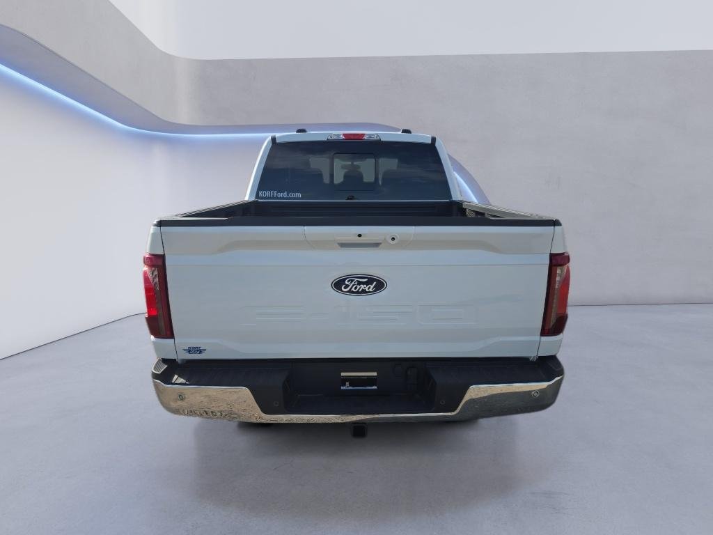 New 2026 White Ford XLT image 6