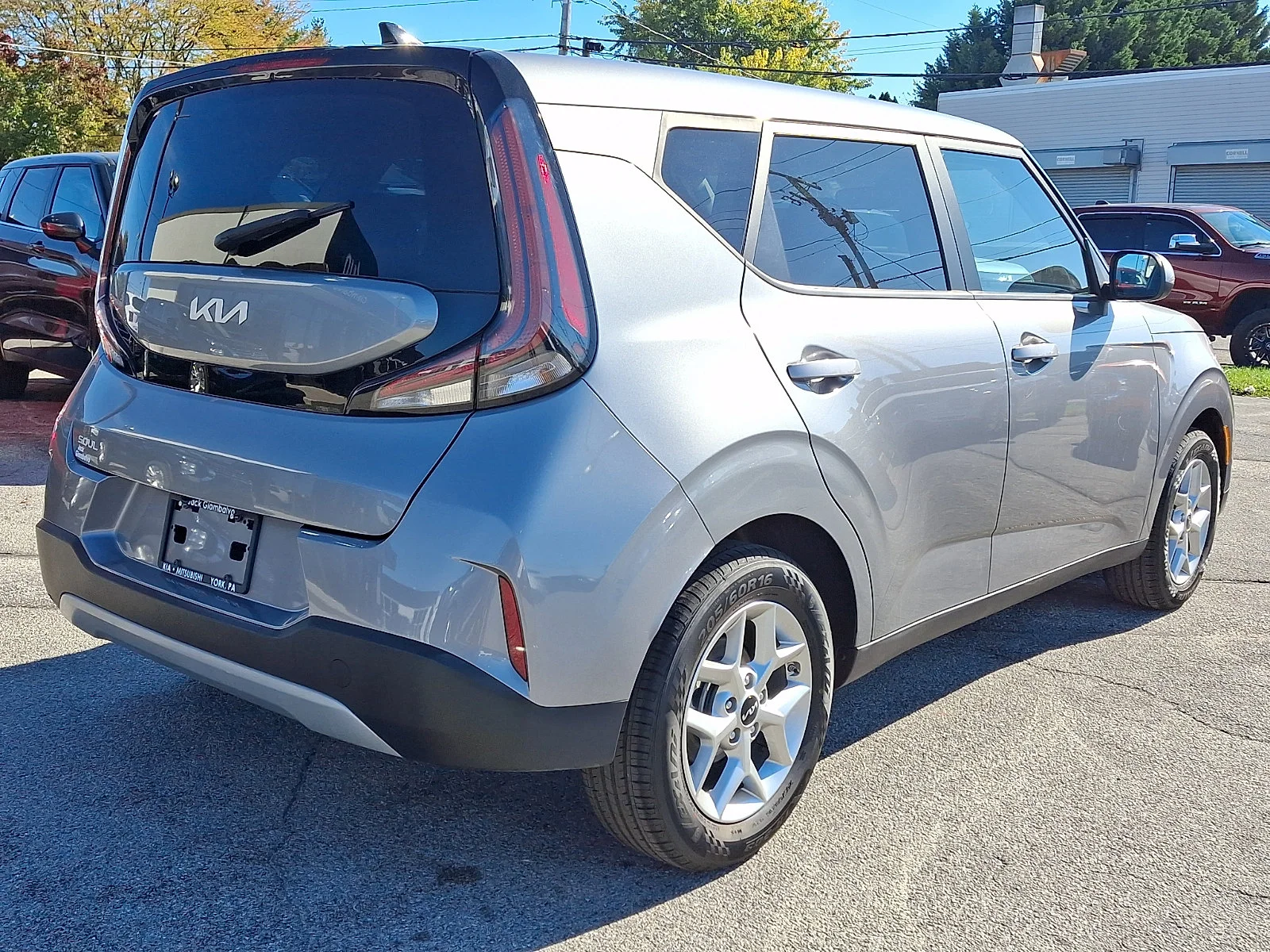 Certified Used 2023 Gray Kia LX image 6