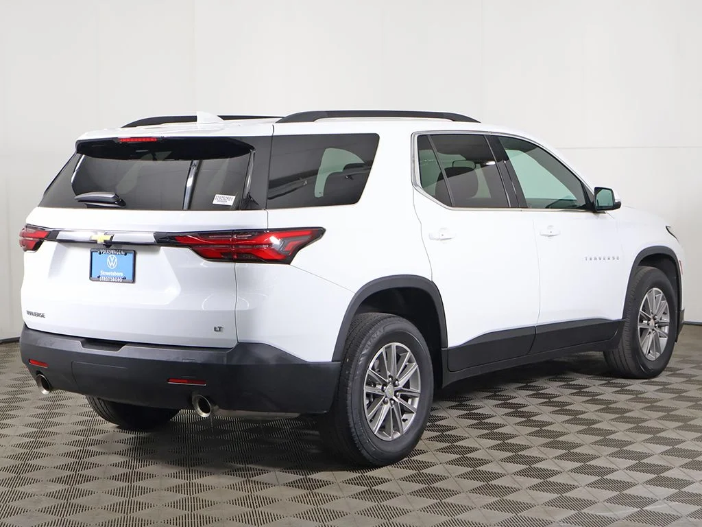 Used 2023 Summit White Chevrolet LT image 11