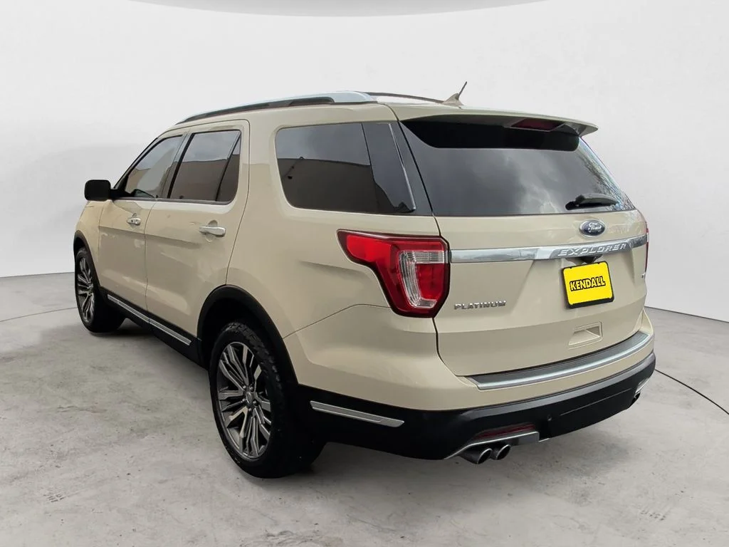 Used 2018 Silver Ford Platinum image 7