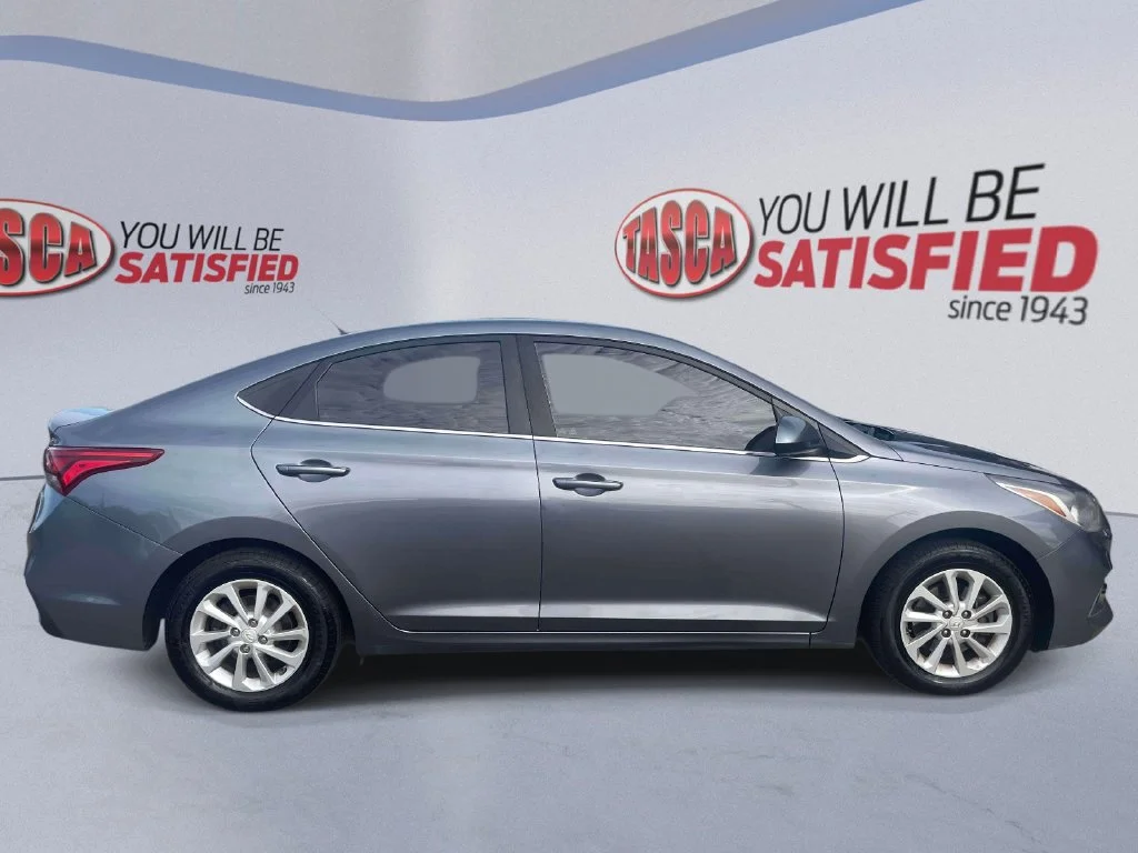Used 2019 Gray Hyundai SEL image 5