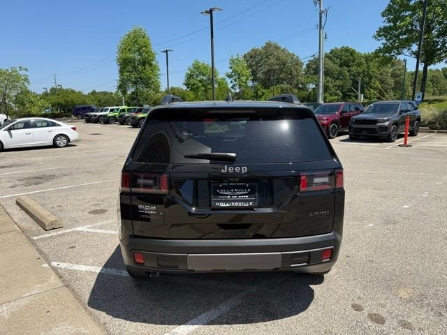 New 2026 Diamond Black Crystal Pearl-Coat Exterior Paint Jeep Limited image 5