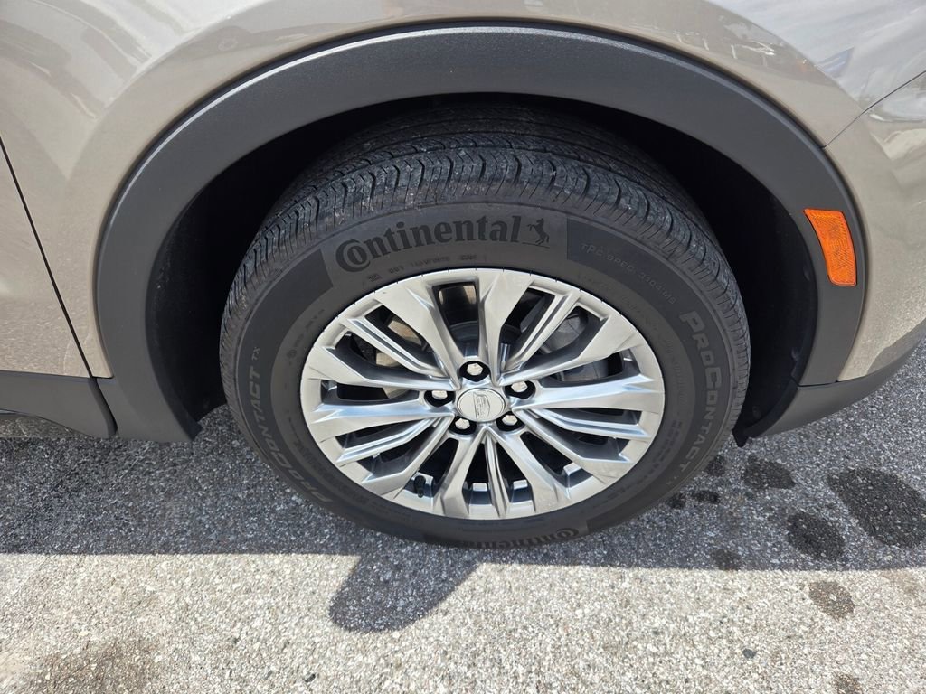 2025 Cadillac XT4 Premium Luxury - Photo 19