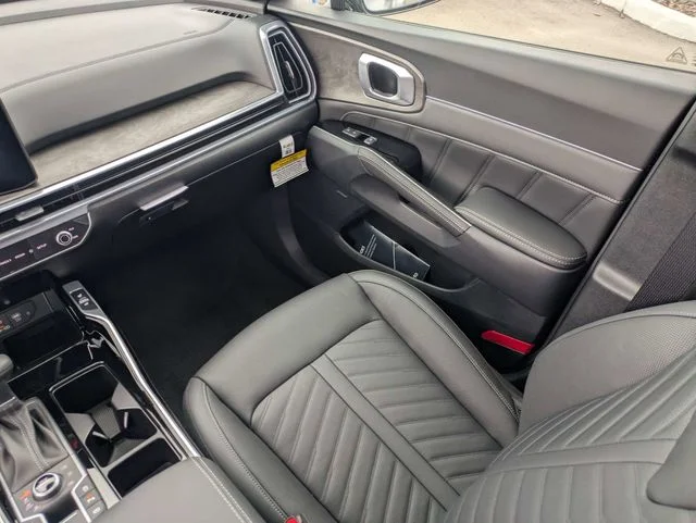 New 2026 Wolf Gray Kia S image 16