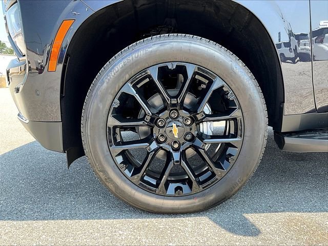 2025 Chevrolet Suburban Premier - Photo 7
