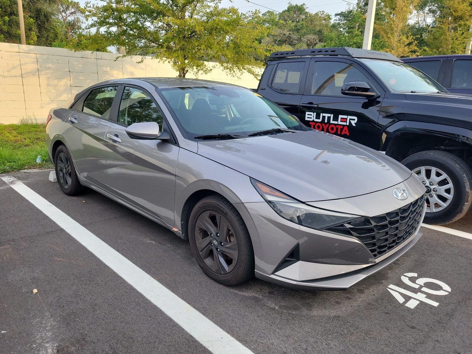 Used 2023 Fluid Metal Hyundai SEL image 4