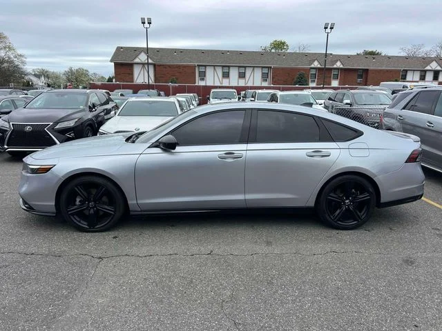 Used 2023 Silver Honda Sport-L image 9