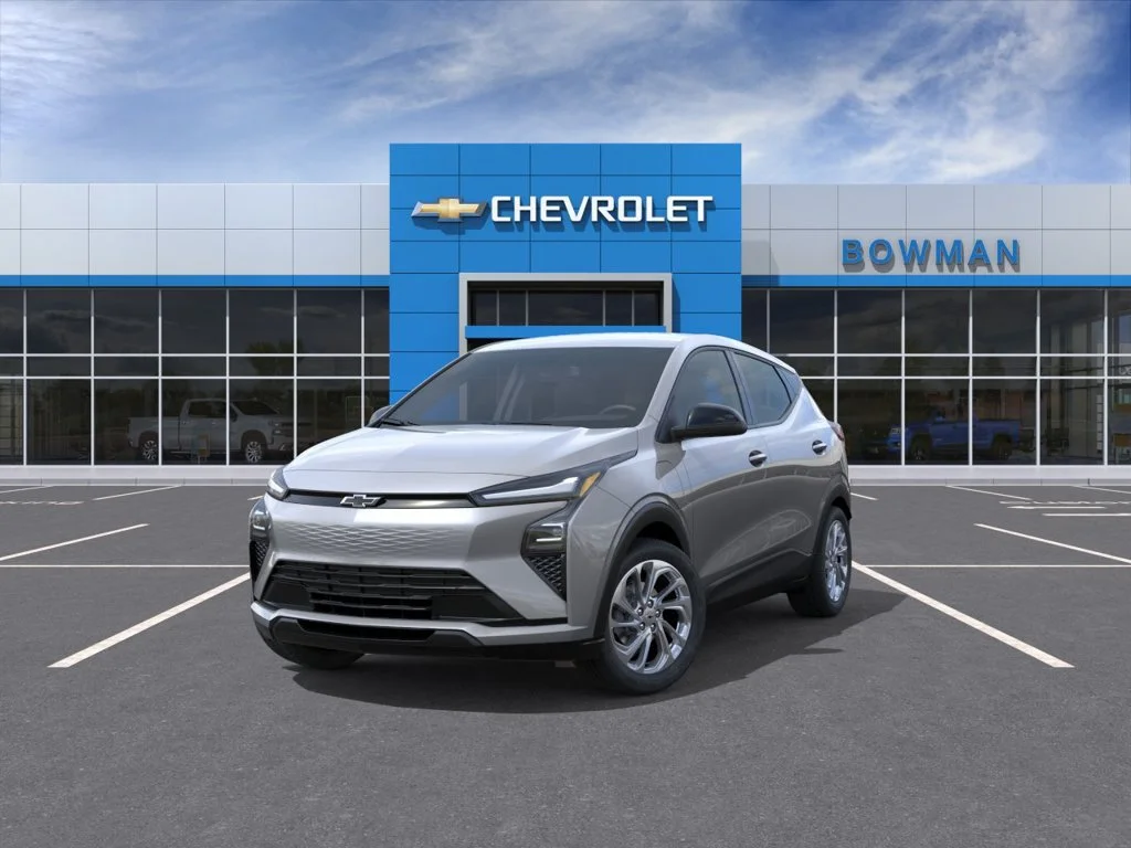 2027 Chevrolet Bolt LT - Photo 8