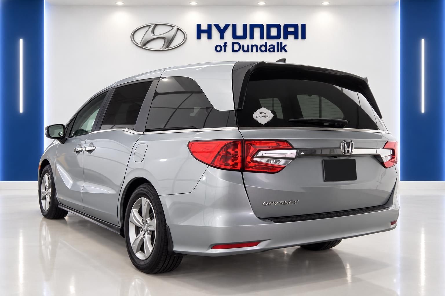 Used 2019 Gray Honda EX-L image 2