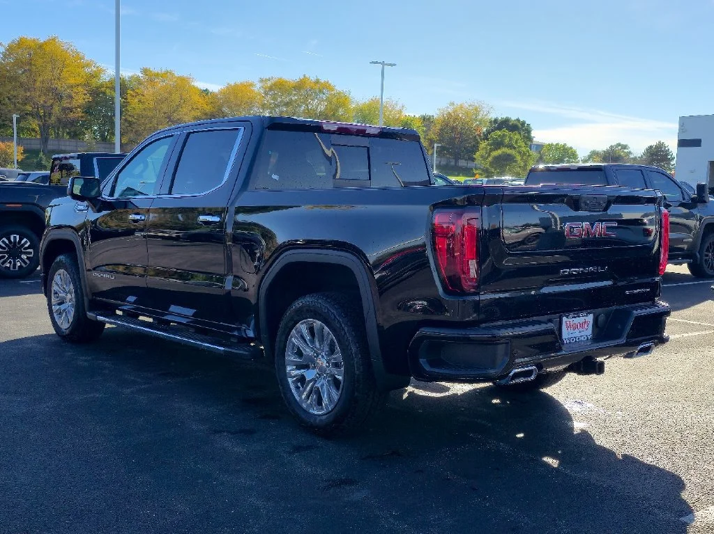 2026 GMC Sierra 1500 Denali - Photo 8