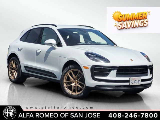 2022 Porsche Macan Base