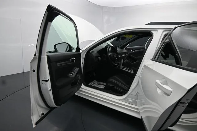 Certified Used 2024  Honda Sport image 15