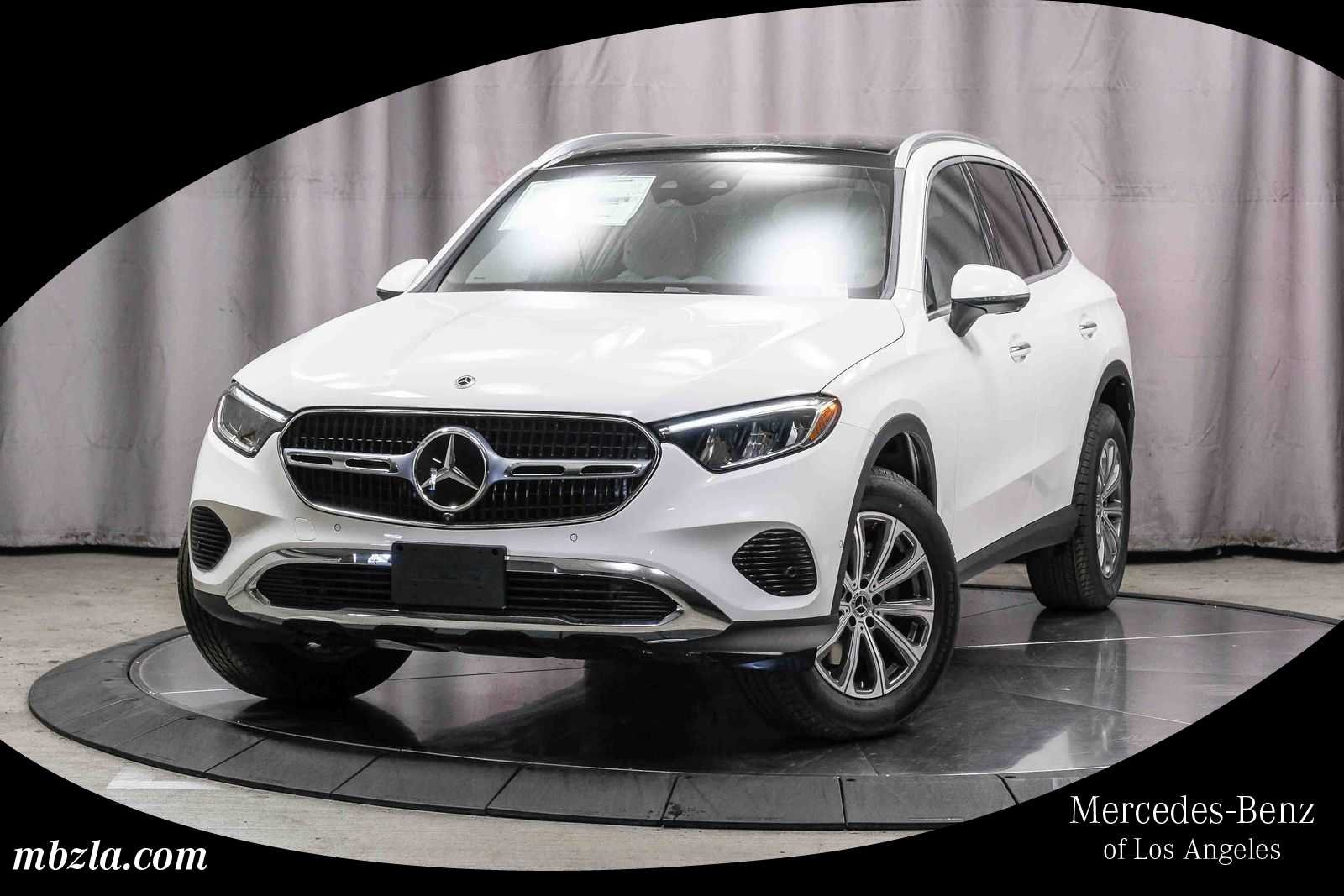 New 2026 Polar White Mercedes-Benz GLC 300 image 42