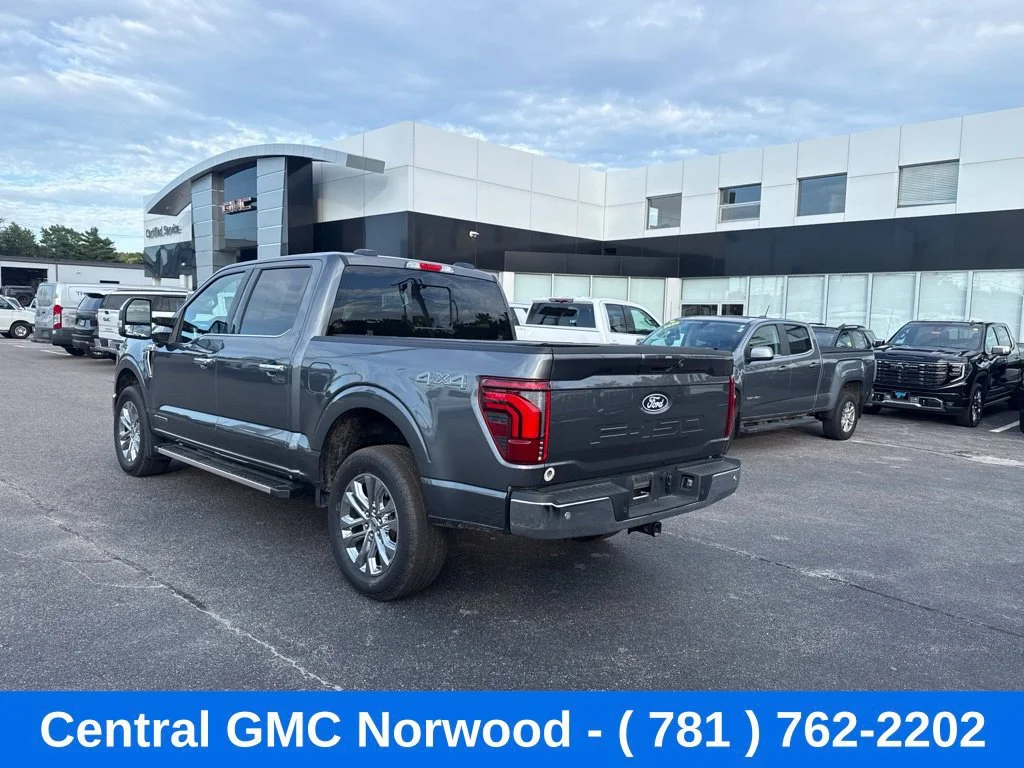 Used 2025 Gray Ford LARIAT image 3