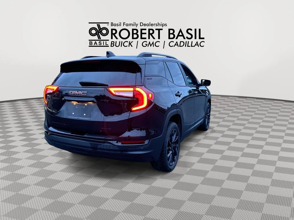 Used 2024 Black GMC SLE image 8