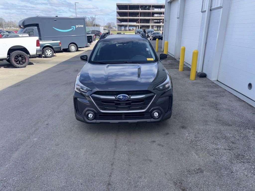 2024 Subaru Outback Premium's photo