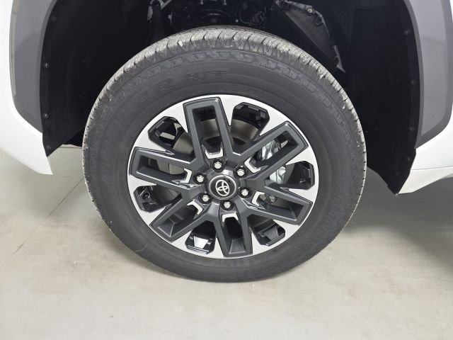 New 2026 Wind Chill Pearl <sup>1</sup> Toyota Tundra Limited image 15