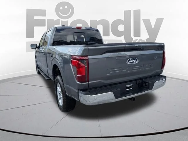 New 2026 Carbonized Gray Metallic Ford XLT image 5