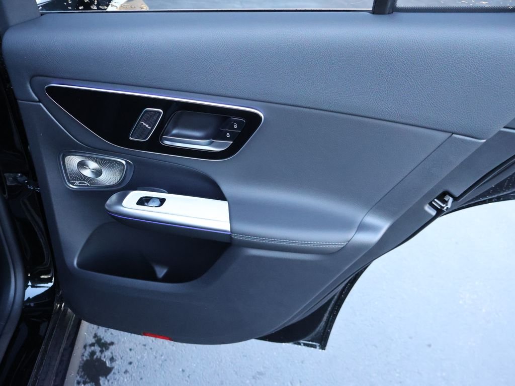 New 2026 Black Mercedes-Benz GLC 300 image 16