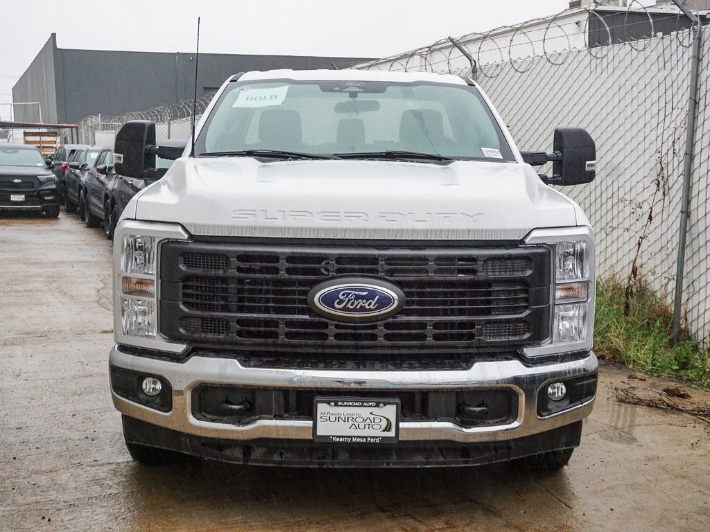 New 2024 Oxford White Ford XL image 2