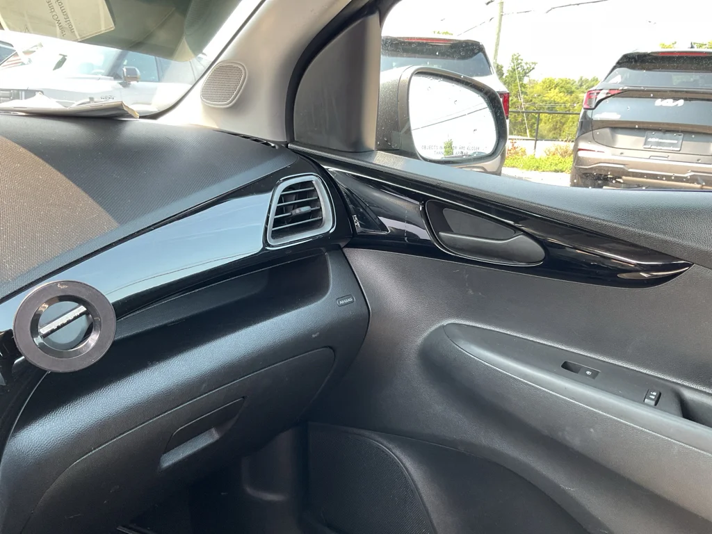 Used 2020 Nightfall Gray Metallic Chevrolet LT image 20