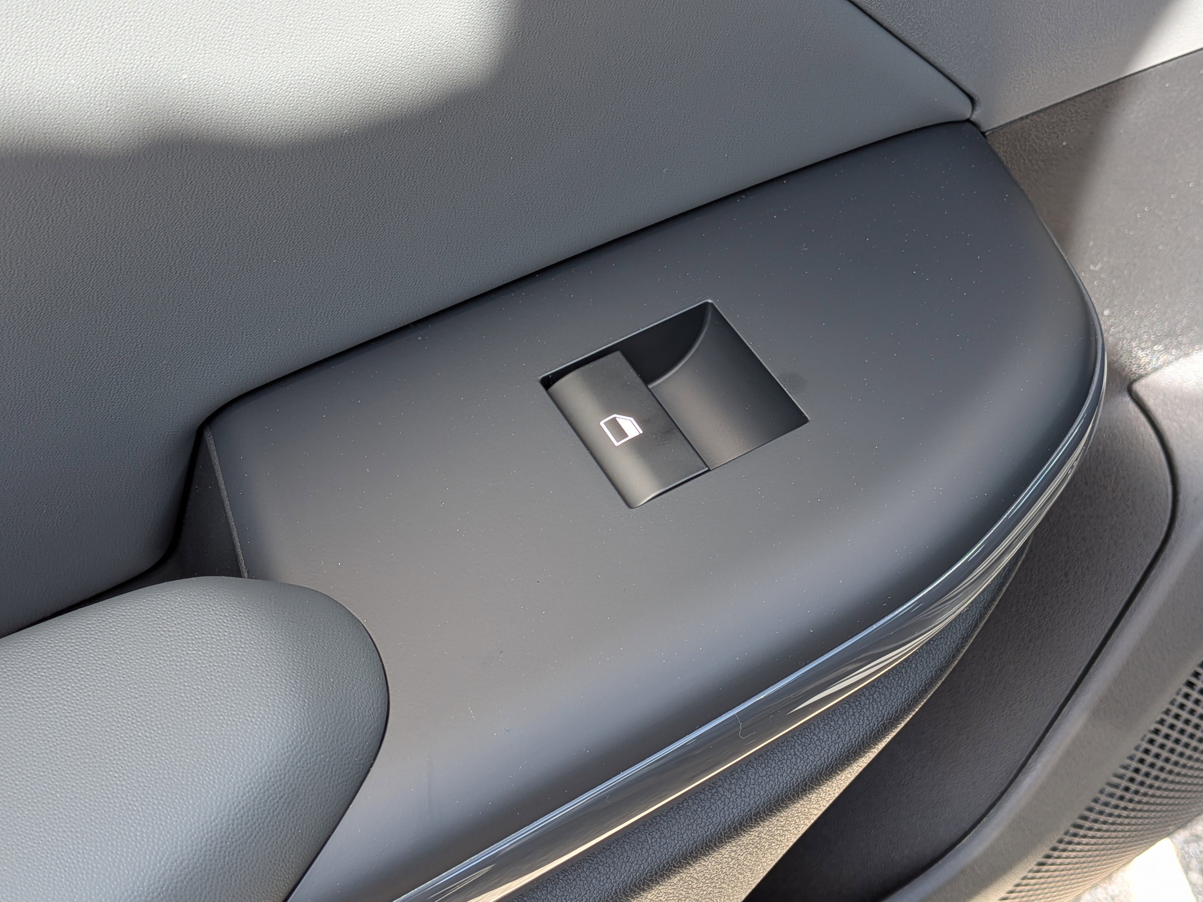New 2026 Interstellar Gray Kia EX image 14