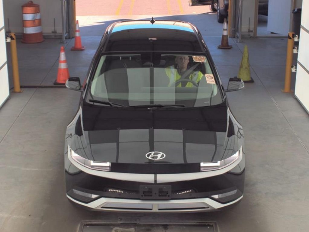 Used 2024 Hyundai IONIQ 5 SEL with VIN KM8KN4DE4RU264945 for sale in Akron, OH