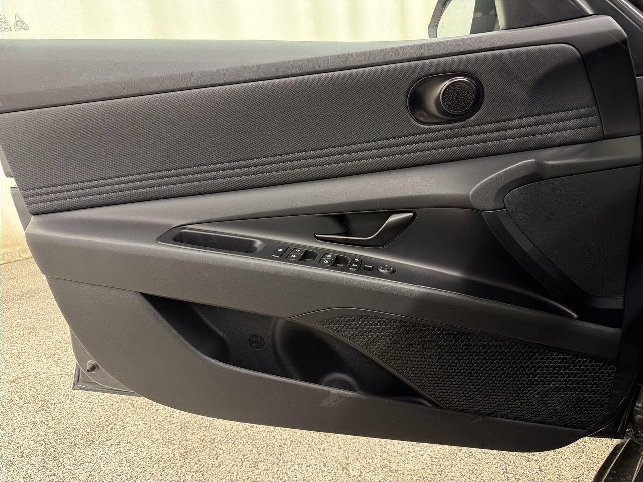 New 2026 Ecotronic Gray Hyundai SEL Sport Premium image 18