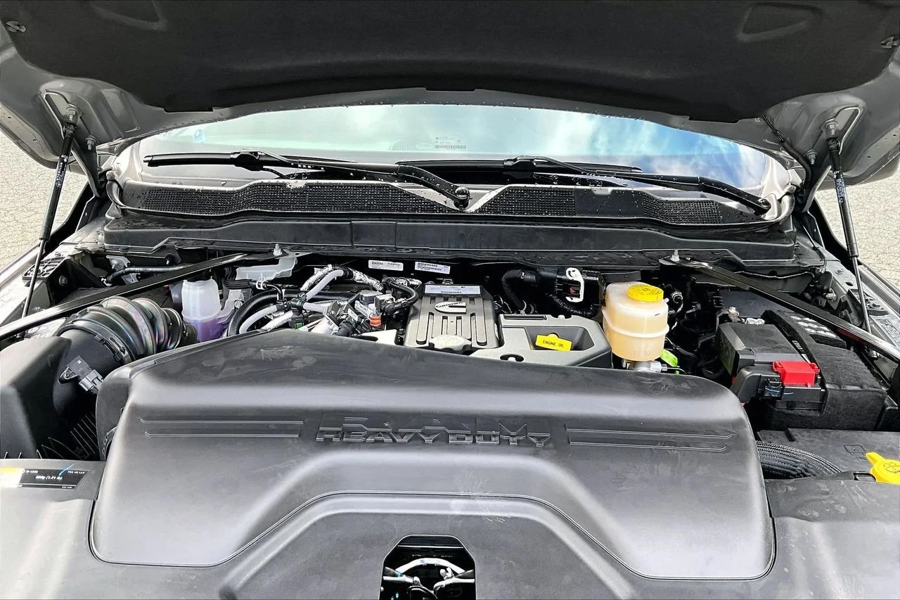 New 2026 Ceramic Gray Clearcoat RAM  image 36