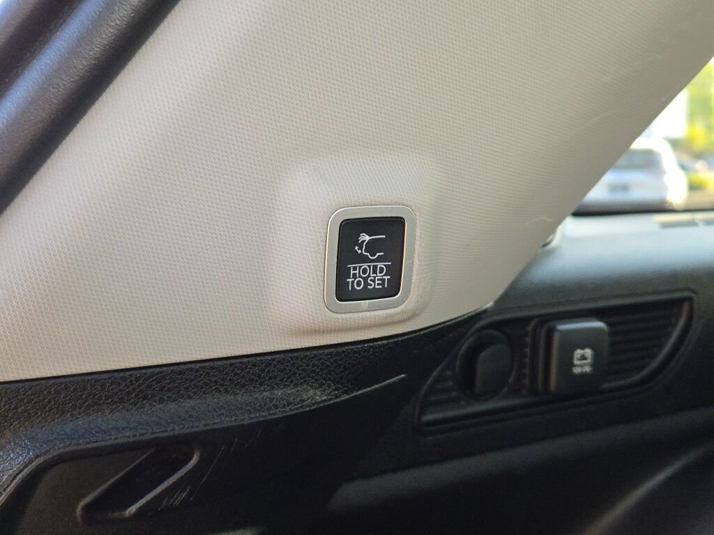 Used 2023 Black Jeep Limited image 17