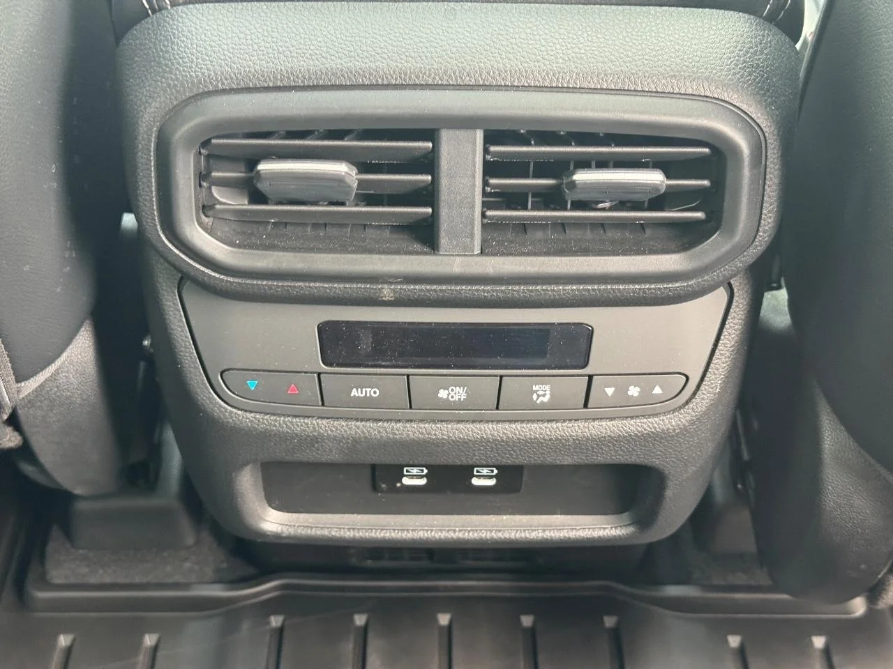 2026 Honda Pilot Touring - Photo 19