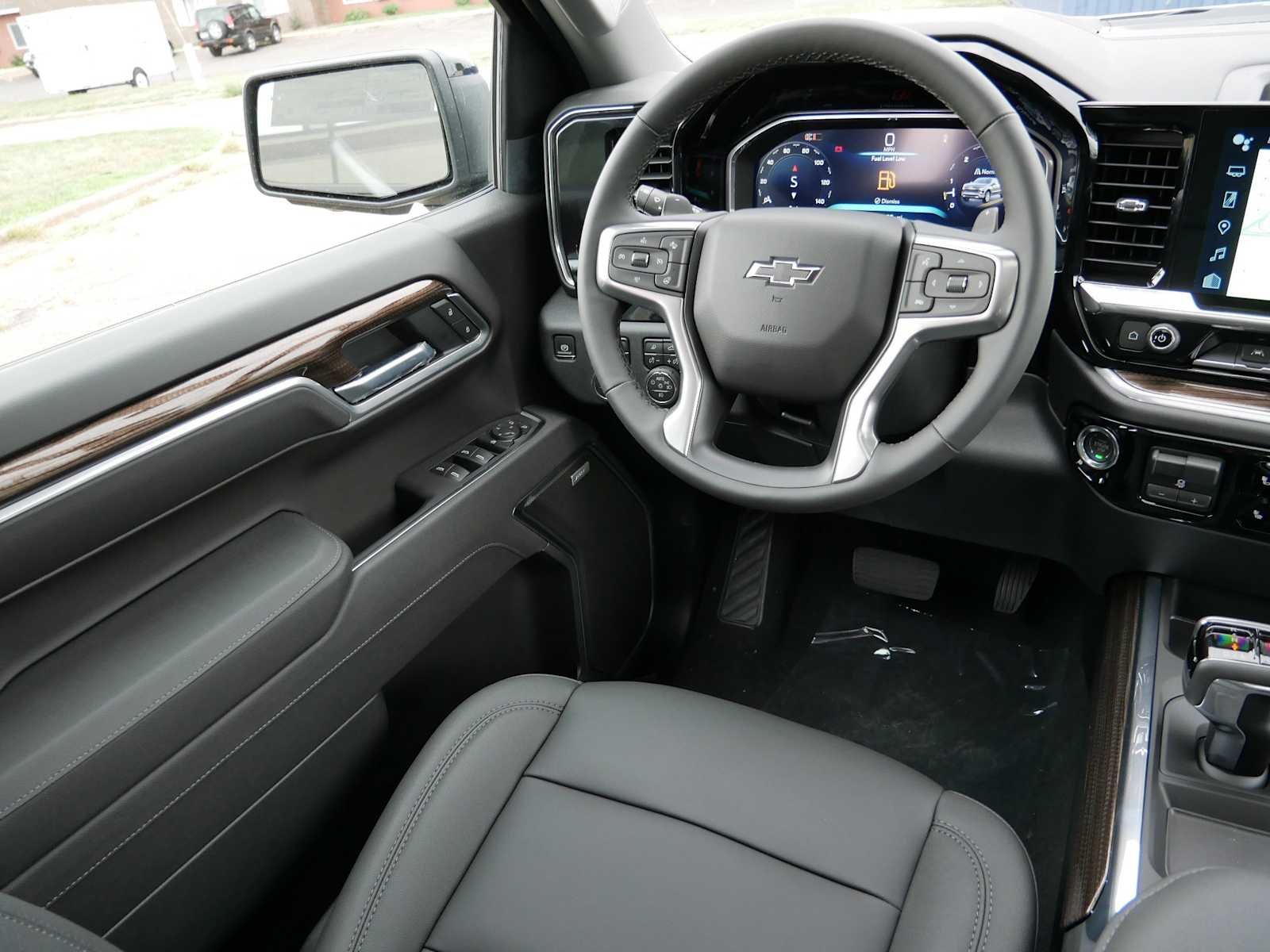 2026 Chevrolet Silverado 1500 RST - Photo 13
