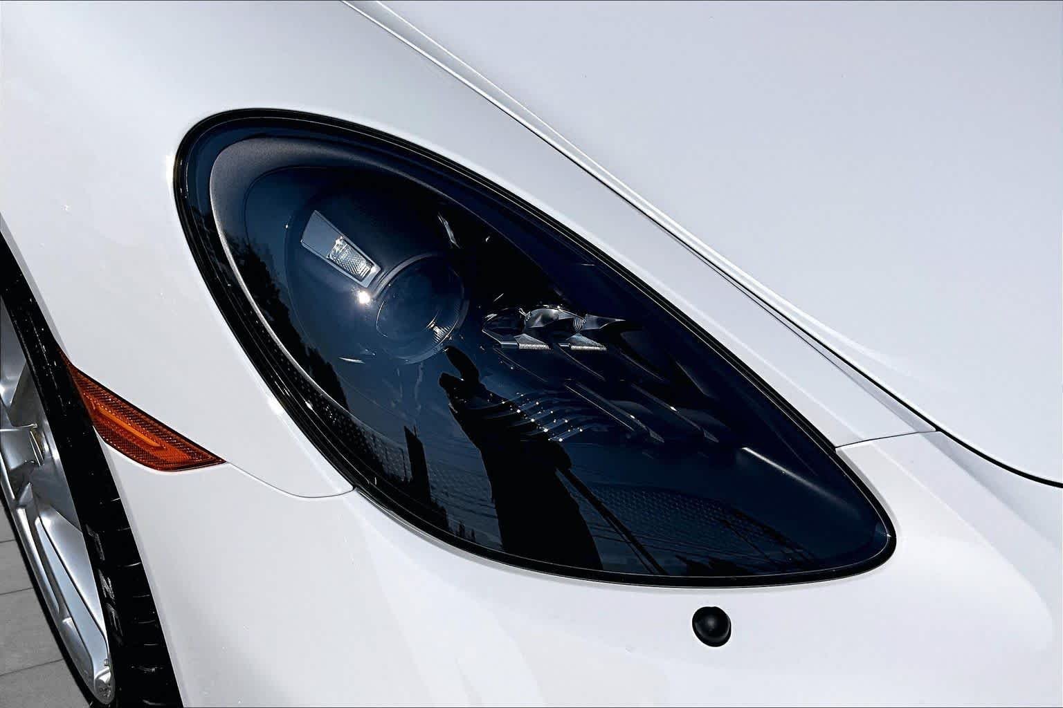 Used 2025 White Porsche GTS 4.0 image 28