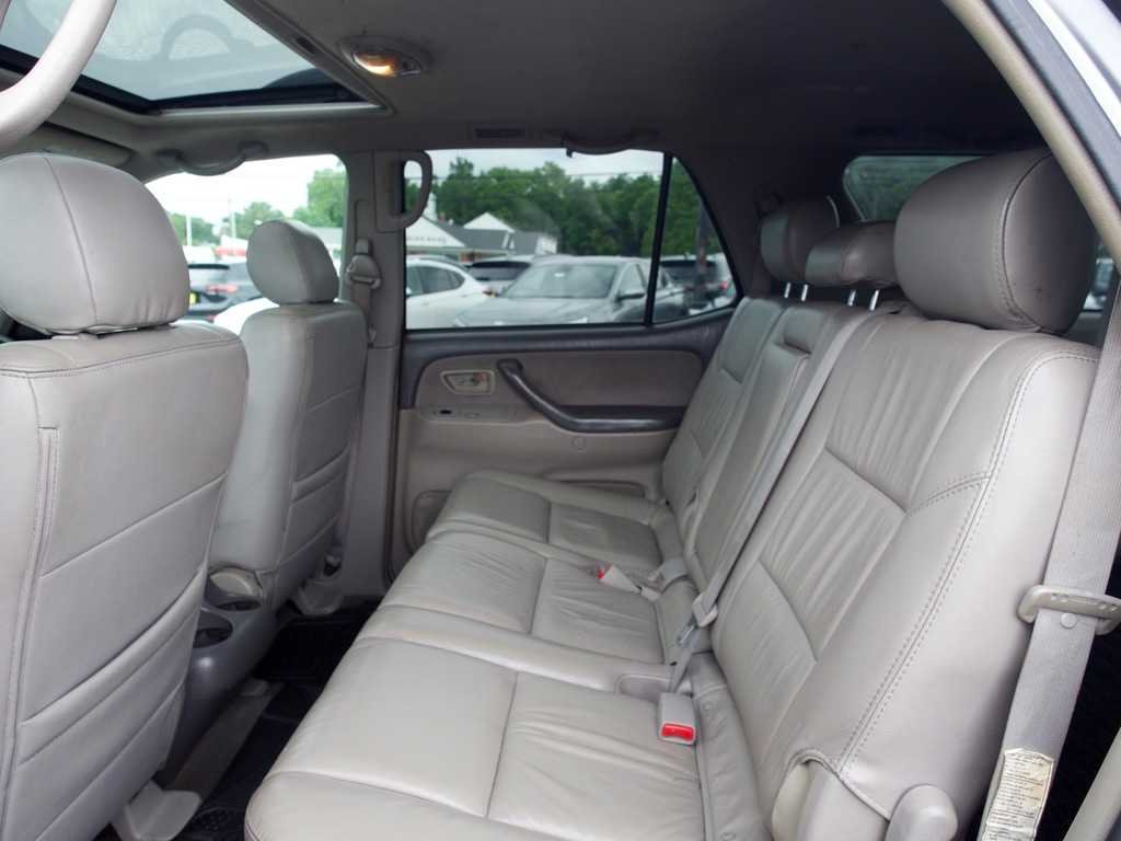 Used 2007  Toyota SR5 image 18